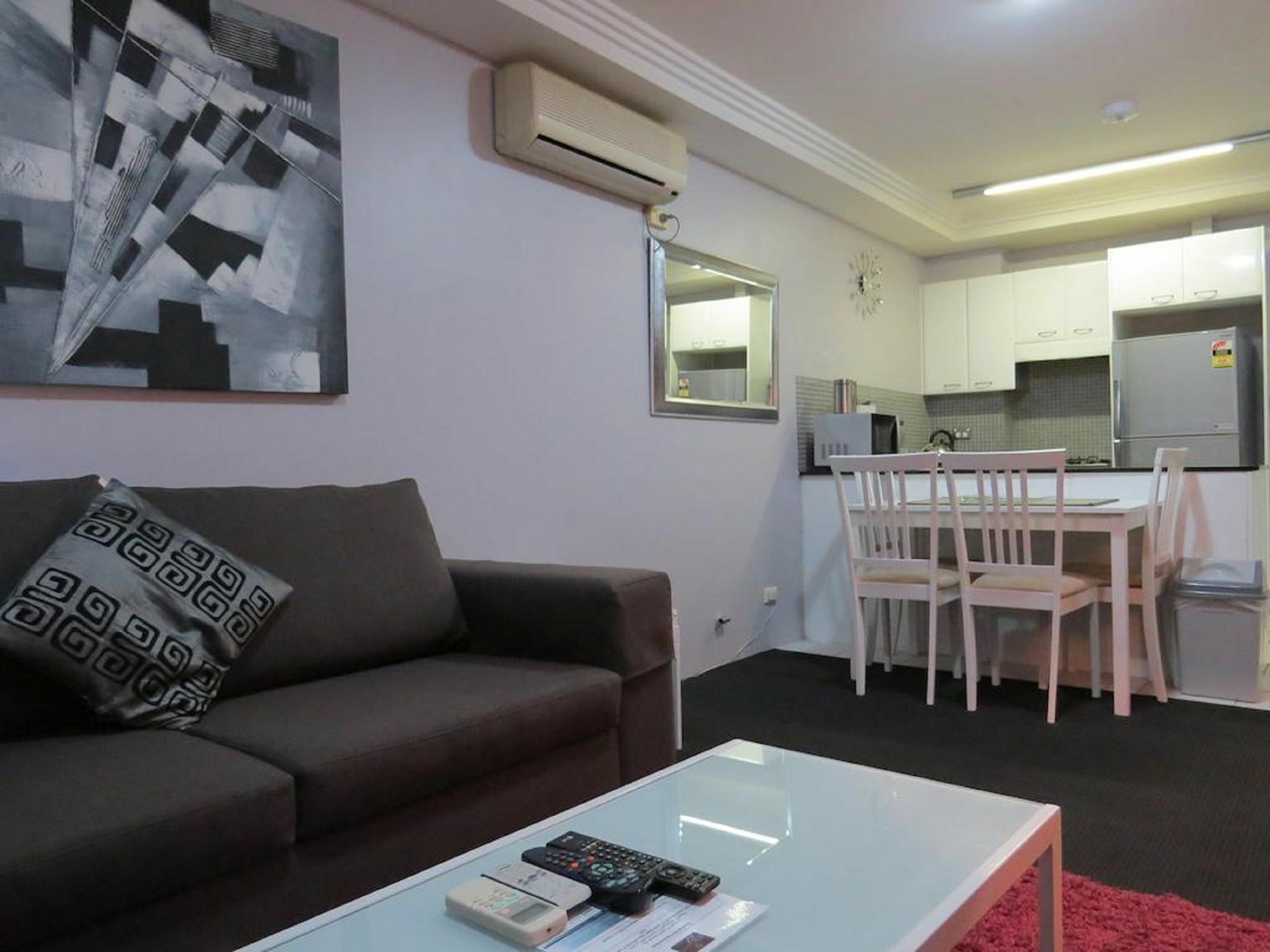 Waldorf Randwick Serviced Apartments エクステリア 写真